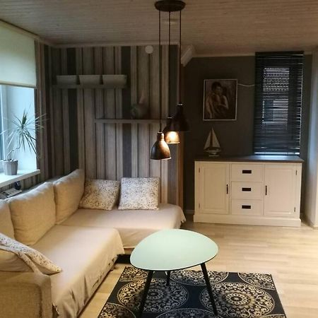 Quiet Place With Garden Studio Apartment Tallinn Exterior foto